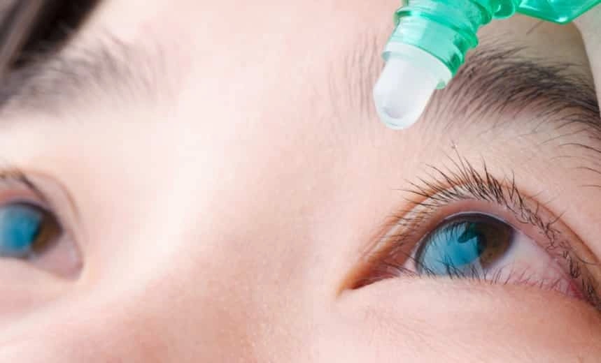 V.Rohto cho mắt cận có tác dụng phòng ngừa chứng khô mắt không?
