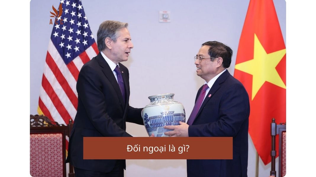 Đối ngoại là gì?