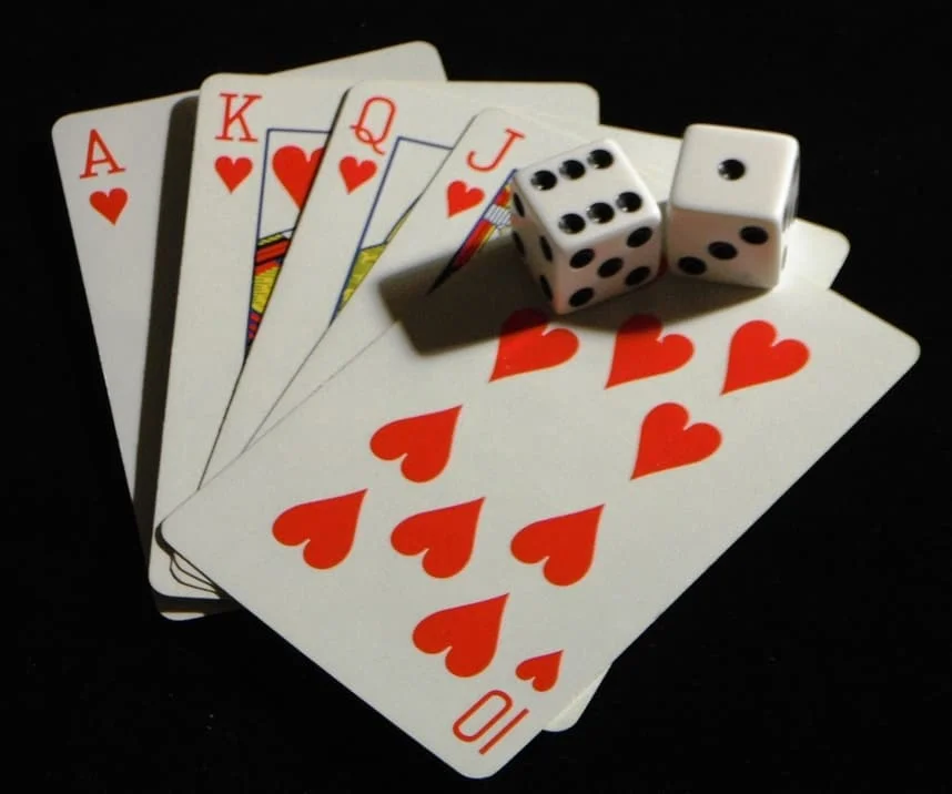 royal-flush-dice-25