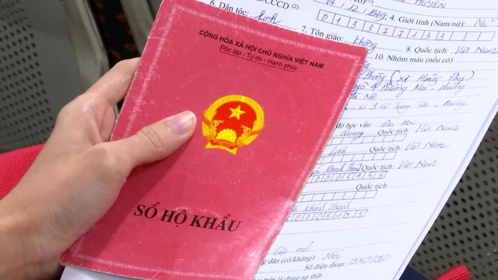 tach-ho-khau-tai-Huyen-dao-Truong-Sa