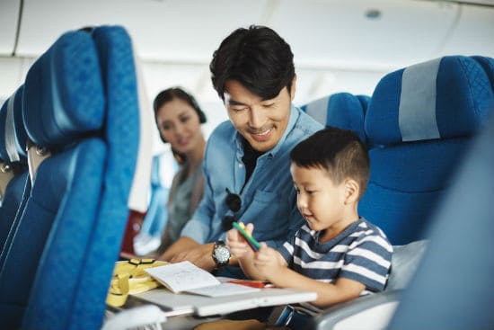 Ủy quyền chi người thân dẫn trẻ em đi máy bay [2022]