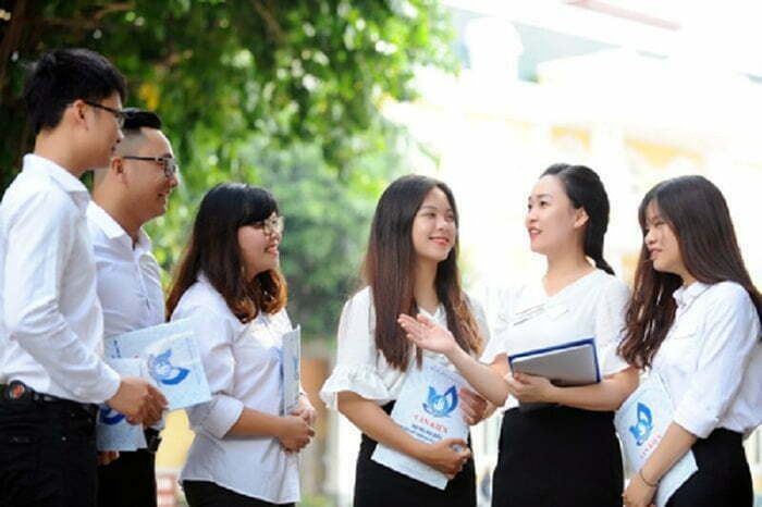 Tuổi thành niên là bao nhiêu theo quy định pháp luật